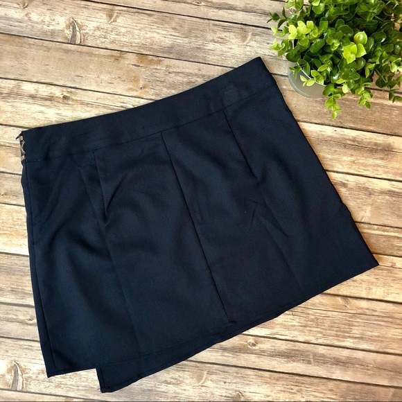 ☀️2/$20 NWT Blu Pepper Navy Aztec Faux Wrap Skirt - Picture 7 of 8